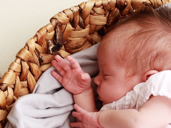 Bebi ne shtepi postpartum